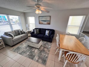 Téléviseur, lecteur de DVD