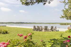 Terrace/patio - Water front home on the Cohansey River (Bridgeton)