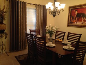 Dining - Exquisite 2BR Luxury Suite Prime Greenville Location (Greenville)