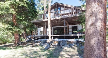 Single Family Home in between Lionshead and Vail Village, on the Gore Creek.