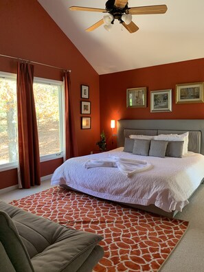 4 soverom, skrivebord, strykejern/-brett og wi-fi (inkludert)