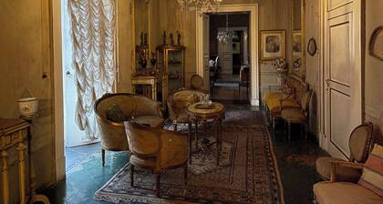 EXCLUSIVE APT with TERRACE in Aristocratic XVI Century Palace in Historic Center