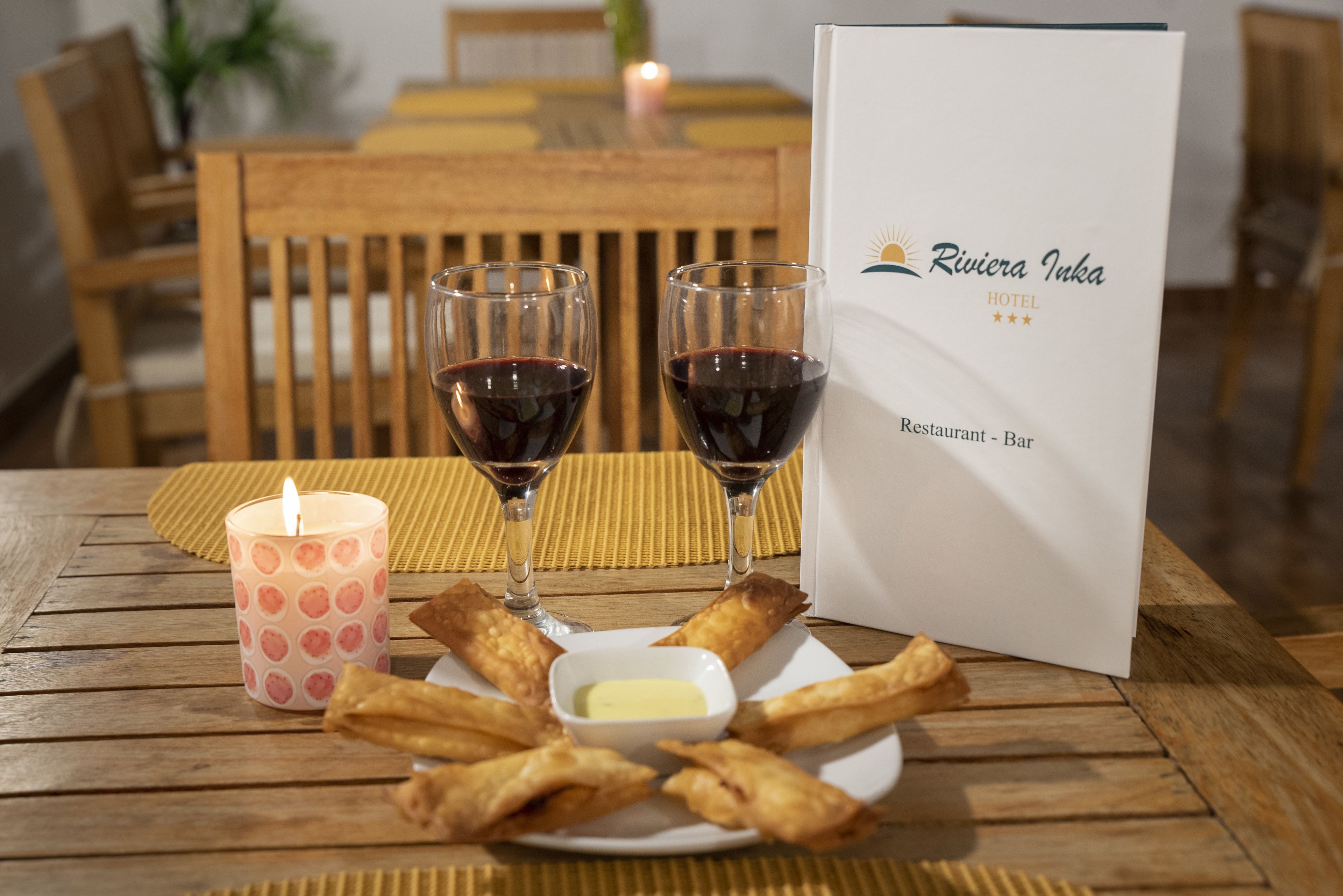 Breakfast, lunch, dinner served; local and international cuisine 