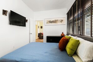 Deluxe Apartment, 2 Bedrooms | 2 bedrooms, individually decorated, individually furnished - 2 bedroom 2 bath apt in South Beach (Miami Beach)