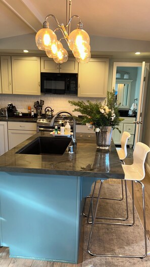 Fridge, microwave, oven, stovetop - New Home w Expansive Ocean and Sunset Views, Steps to the Seal Cove Beach (Moss Beach)