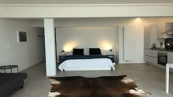 1 bedroom, iron/ironing board, travel cot, WiFi