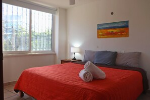 2 slaapkamers, een kluis op de kamer, wifi, beddengoed