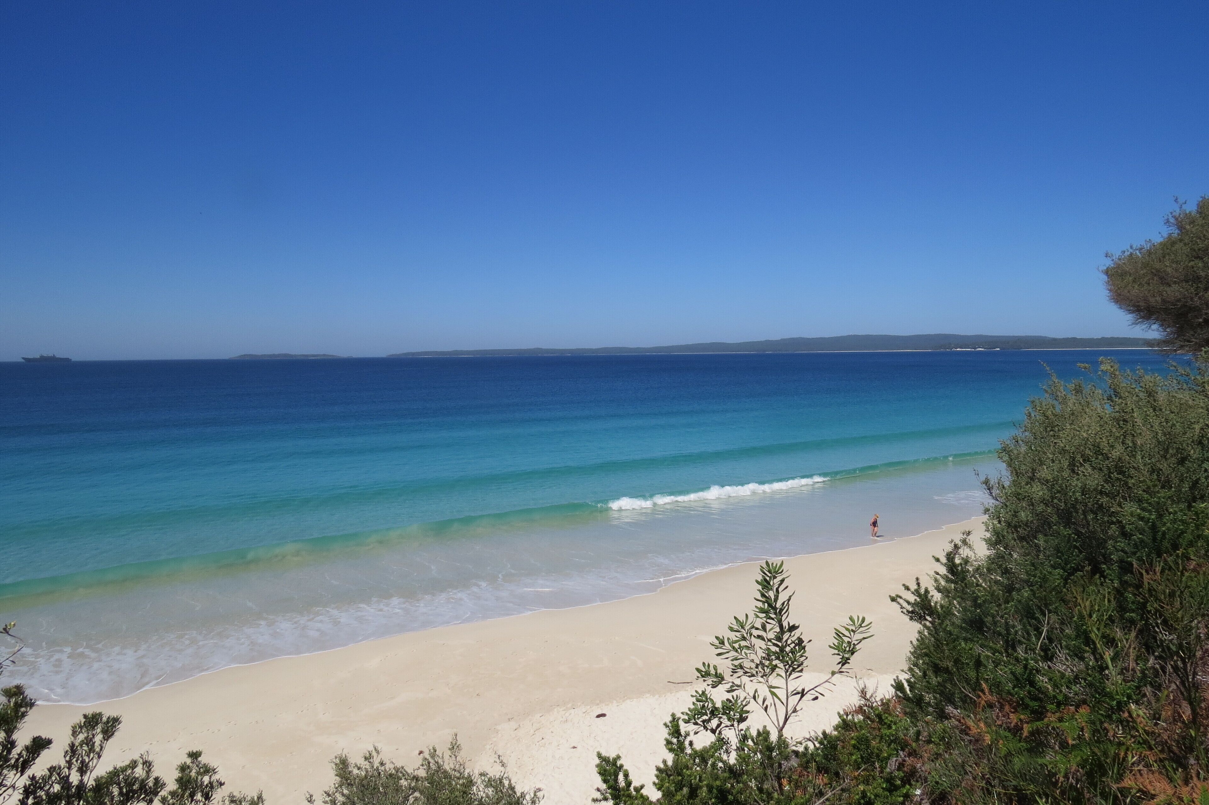 Chaises longues, serviettes de plage