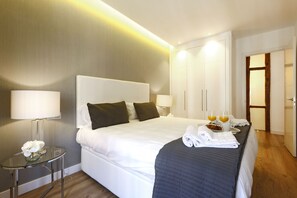 1 bedroom, in-room safe, iron/ironing board, free WiFi