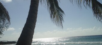  ENJOY OUR SPECIAL RATE REDUCTIONS FOR FALL GET AWAY!!