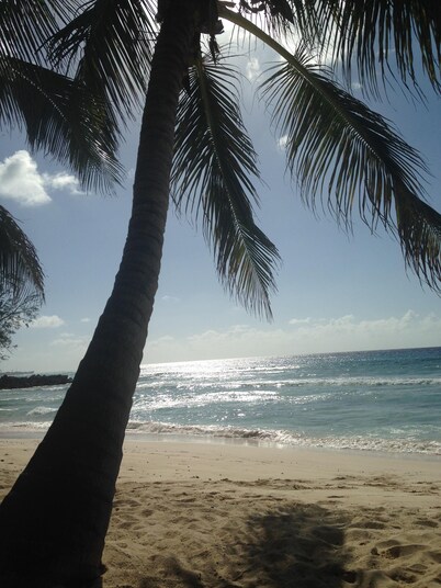  ENJOY OUR SPECIAL RATE REDUCTIONS FOR FALL GET AWAY!!