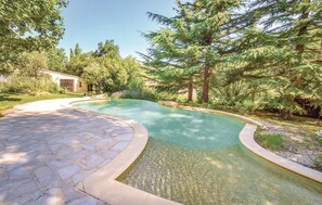 Piscina externa, piscina infinita