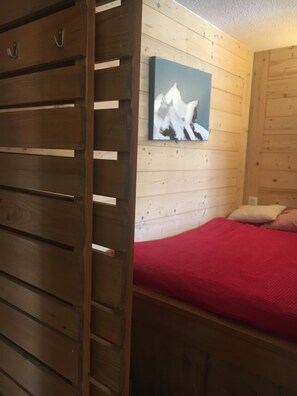 1 Schlafzimmer, Bügeleisen/Bügelbrett, kostenloses WLAN