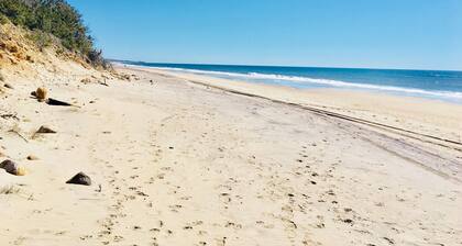 Chic Coastal Cottage In Hither Hills, Montauk. Private Ocean Access
