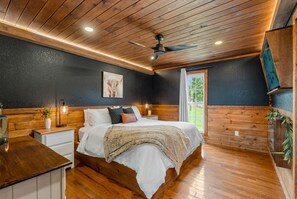 4 chambres, fer et planche à repasser, Wi-Fi, draps fournis