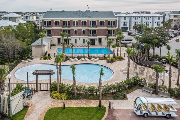 2 brand new pools and a large hot tub! Free tram to beach!