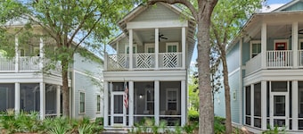 5 BDRM! On the green, everything for KIDS, 2 Kings, WATERCOLOR Beach Club, Pets