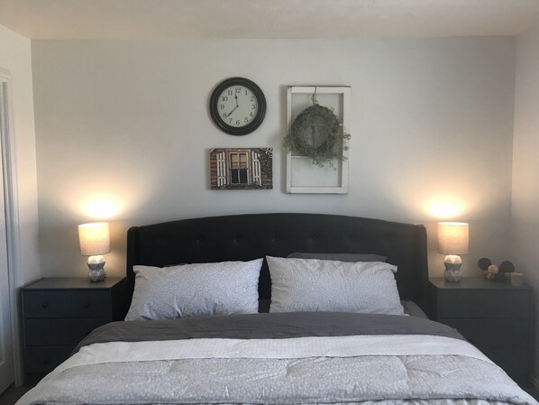 3 bedrooms, iron/ironing board, free WiFi, bed sheets