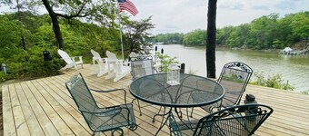 River Retreat, Slice of Heaven, Tranquility, Fishing, Kayak, Crabbing, 4BR, Pet