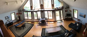 Smart TV, DVD player, books - Waterfront Wildlife Retreat on the Patuxent River (Lusby)