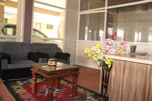 Reception - Royal Comforts Bnagalore (Bengaluru)