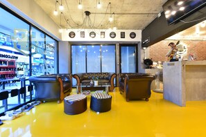 Kawasan tempat duduk lobi