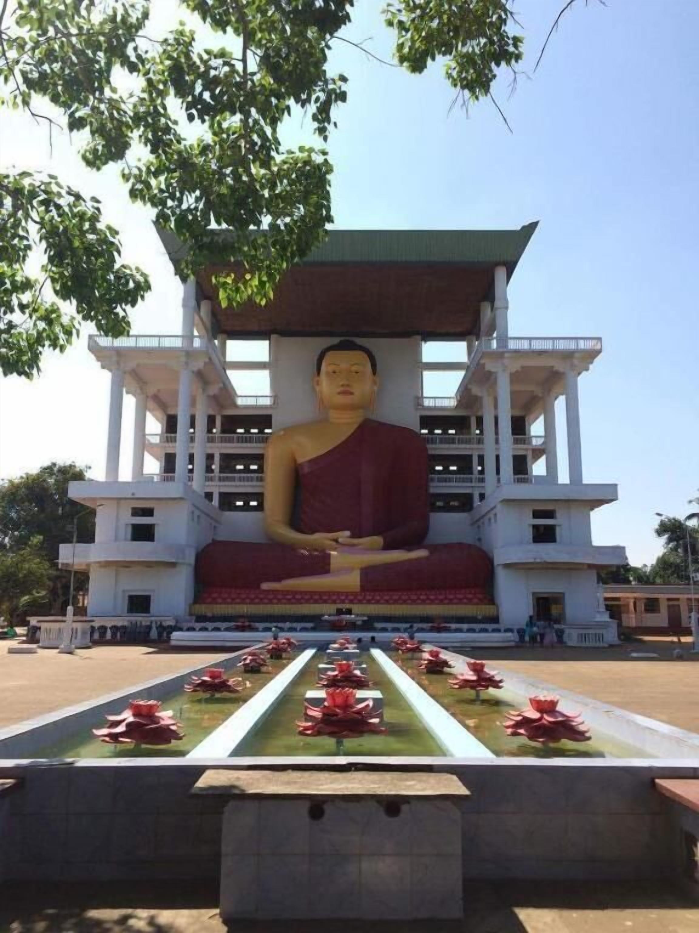 สถานที่น่าสนใจ