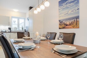 Unclassified image, 2 of 27, button - Alte Wäscherei 2, Germany (List)