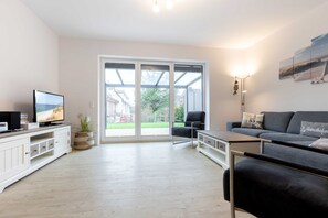 Unclassified image, 5 of 27, button - Alte Wäscherei 2, Germany (List)