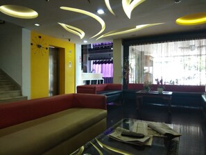 Khu tiếp khách ở sảnh