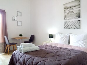 패밀리 아파트, 더블침대 1개 및 소파베드, 금연 | 1 개의 침실, 책상, 다리미/다리미판, 무료 WiFi