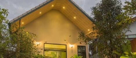 Fachada de la propiedad