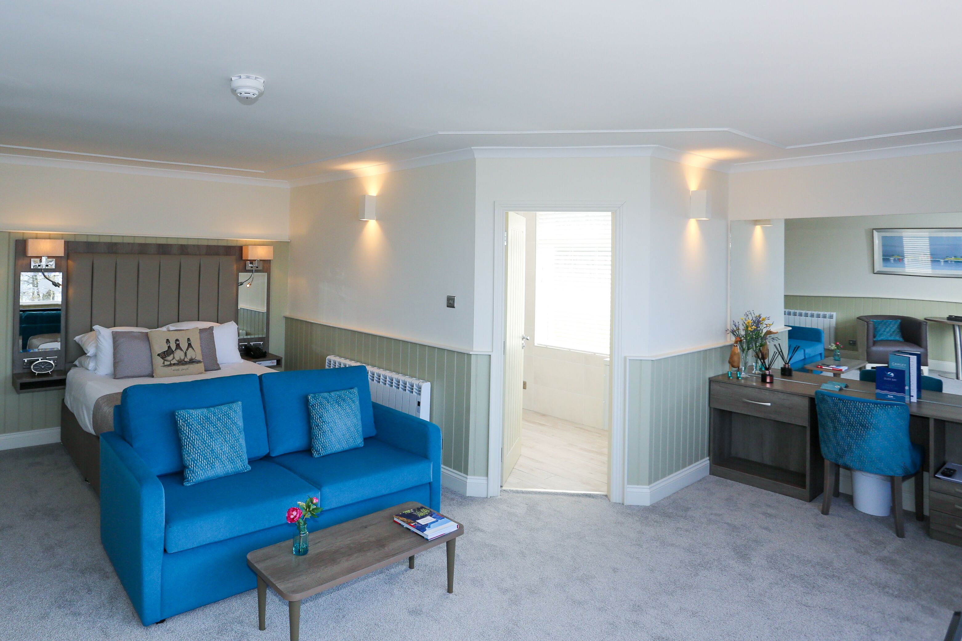 executive suite, lake view | individually furnished, desk, iron/ironing board, free wifi