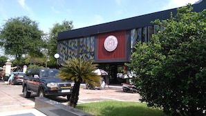 Free self-parking - Pacific Hotel Vung Tau (Ho Chi Minh City)