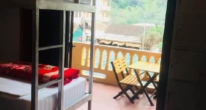 Van Anh Hostel