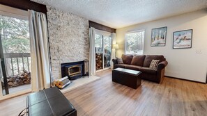 Smart TV, fireplace, DVD player