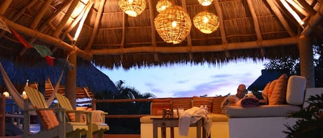 Ulkouima-allas, lÀmmitetty uima-allas