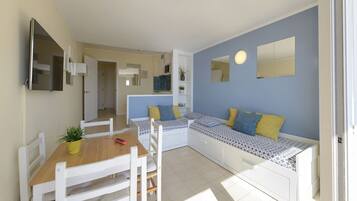 1 bedroom, in-room safe, iron/ironing board, travel crib