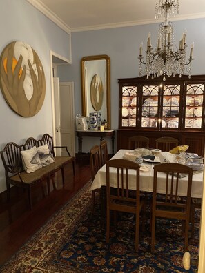 Dining - House of Saint Margaret (Ponta Delgada)