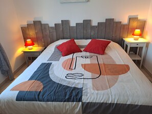 2 chambres, fer et planche à repasser, Wi-Fi gratuit