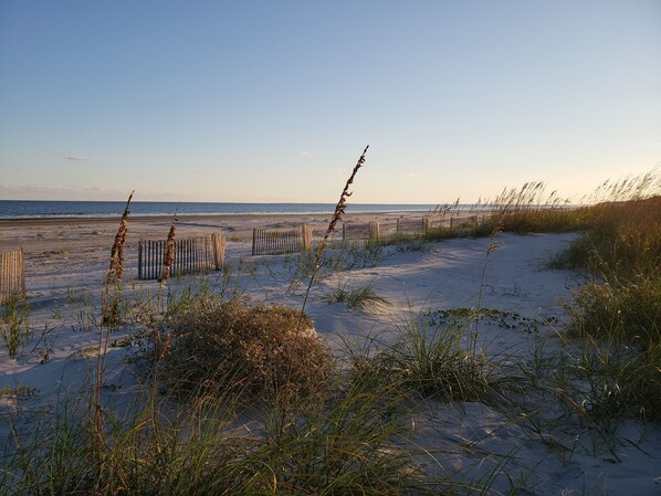 Tæt på stranden, liggestole