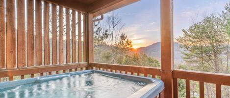 Bain à remous extérieur