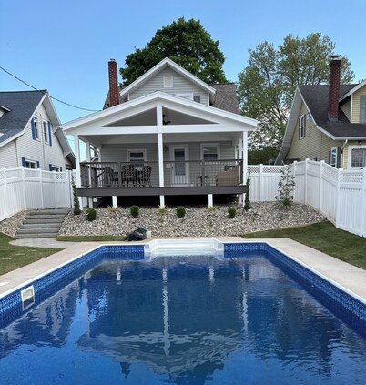 Cocoa Cottage with a Private in-Ground Pool