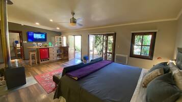 A1 Business Room | Egyptian cotton sheets, premium bedding, down comforters