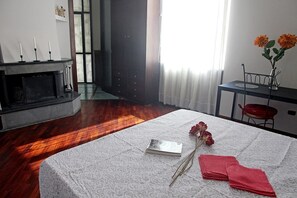 Room - Residenza Malaterra (Naples)