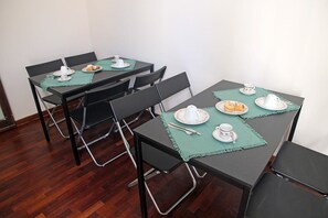 Breakfast area - Residenza Malaterra (Naples)
