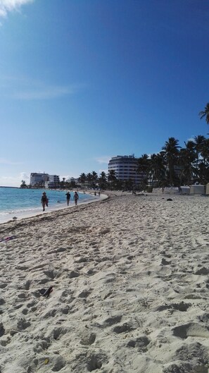 Beach - Golden Beach Apartments (San Andrés)