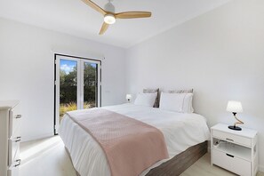 2 Schlafzimmer, Zimmersafe, Bügeleisen/Bügelbrett, Reisekinderbett