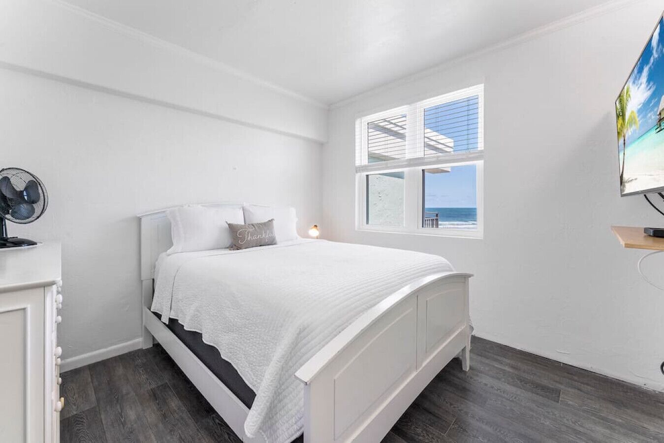 2 bedrooms, desk, iron/ironing board, free WiFi