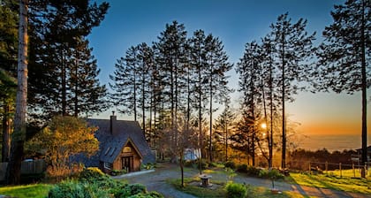 Shelter Cove Charmer